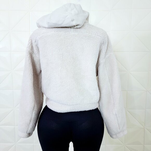 Lululemon Women's White Scuba Long Sleeve Pullover Fleece Crop Hoodie Size M - Picture 6 of 8